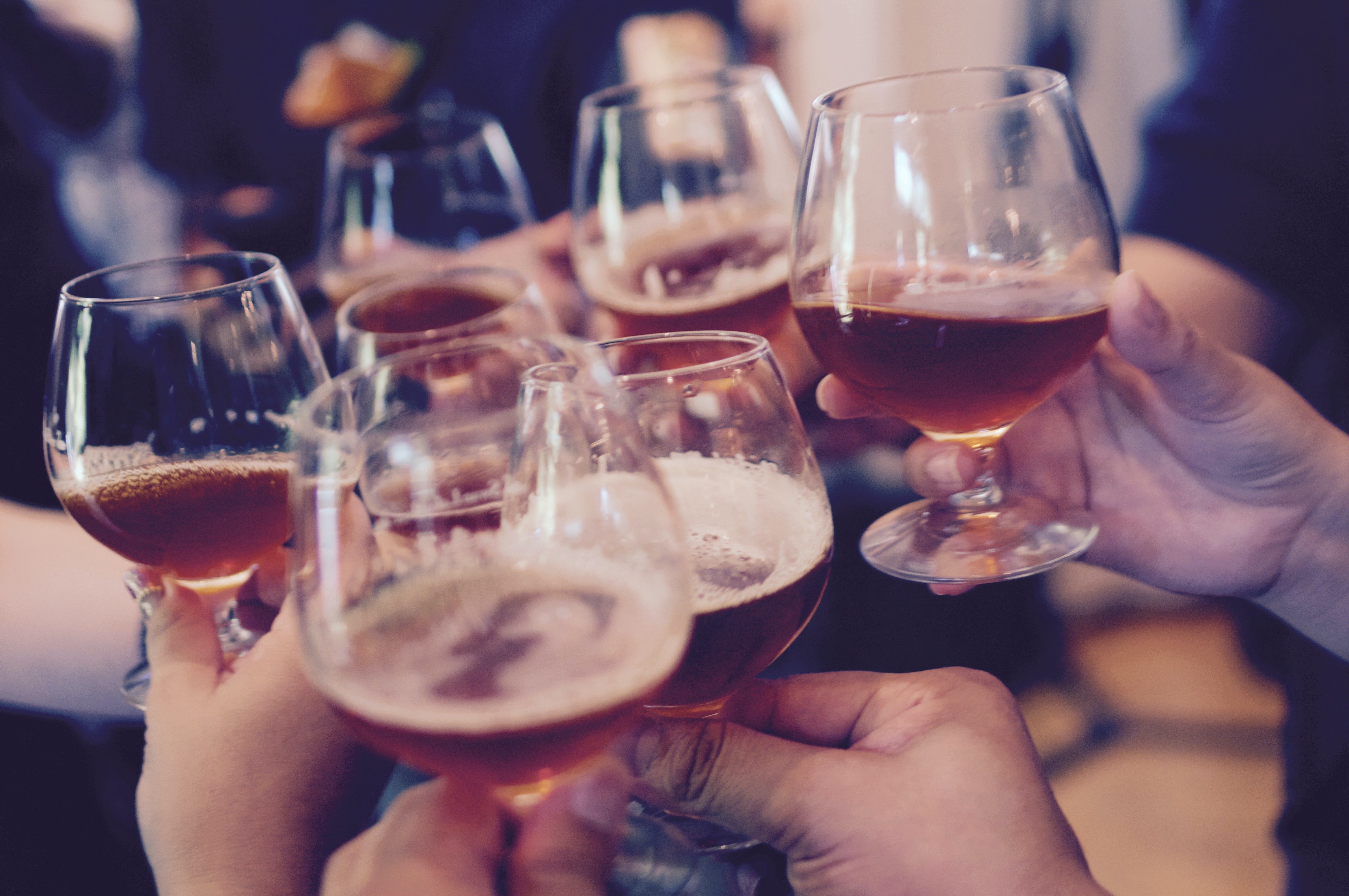 7 tips voor het gezelligste eindejaarsfeest in jaren